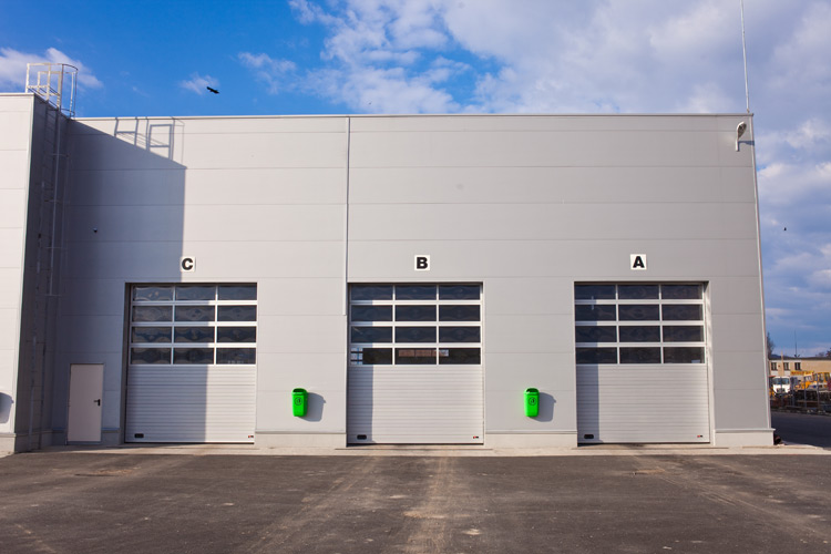 Industriële sectionale garagepoorten  0004