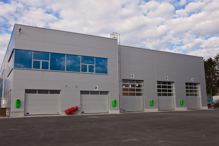 Industriële sectionale garagepoorten  0006