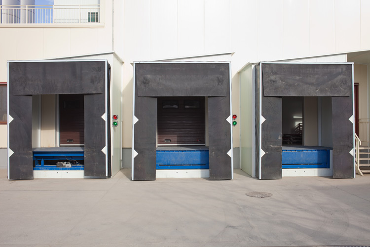 Industriële sectionale garagepoorten  0010