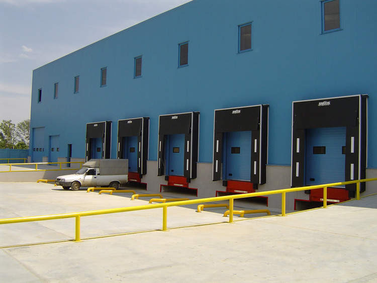 Industriële sectionale garagepoorten  0017