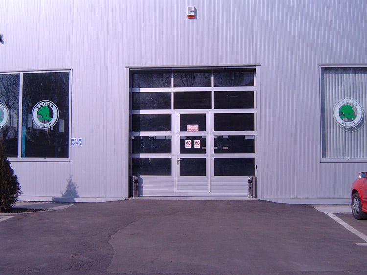 Industriële sectionale garagepoorten  0019