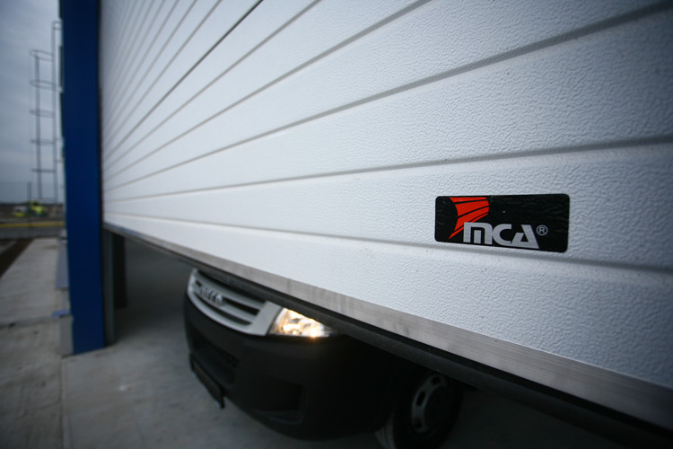 Industriële sectionale garagepoorten  0022