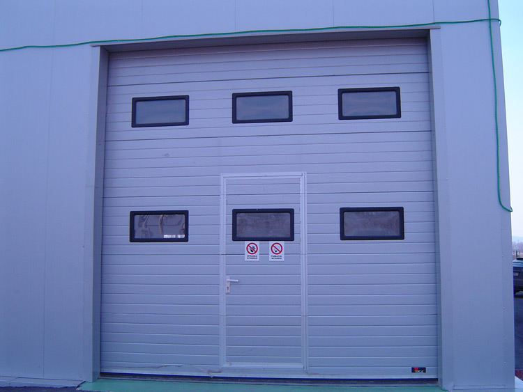 Industriële sectionale garagepoorten  0027