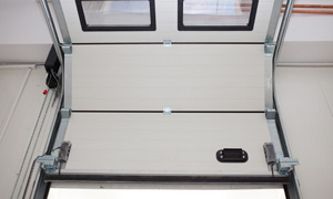 Industriële sectionale garagepoorten 8