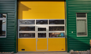 Industriële sectionale garagepoorten 14