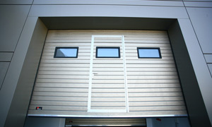 Industriële sectionale garagepoorten 25