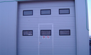 Industriële sectionale garagepoorten 27